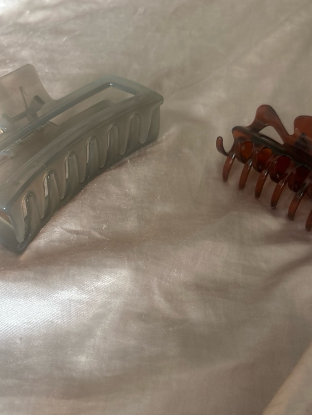 Neutral and Tortoiseshell Hair Claw Clips - Set of 2